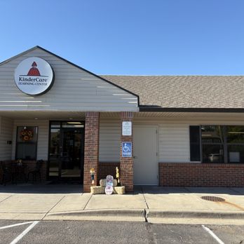 Rooney Ranch KinderCare - Child Care & Day Care Near Me - Lakewood, Colorado