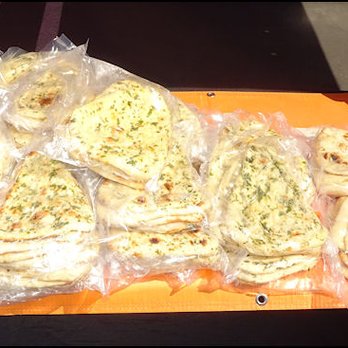 Naan Tikka - The "star" of the show, so to speak... "Garlic Naan Bread," along with plain, regular, "Naan Bread." - Pakistani Near Me - Sacramento, California Naan Tikka - The "star" of the show, so to speak... "Garlic Naan Bread," along with plain, regular, "Naan Bread." - Pakistani Near Me - Sacramento, California