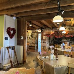 Brickerville House Family Restaurant - Old building dining room