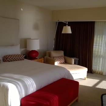 Four Seasons Hotel Seattle - King room - Hotels Near Me - Seattle, Washington