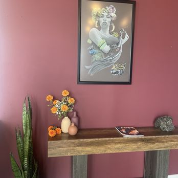 Obsidian Coffee - Artwork by local artist - Coffee & Tea Near Me - Fort Lauderdale, Florida Obsidian Coffee - Artwork by local artist - Coffee & Tea Near Me - Fort Lauderdale, Florida