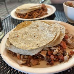 El Caminero - Tacos @davideatsdc