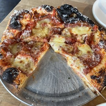 1929 Pizza & Wine - Pepperoni perfection! - Pizza Near Me - Wood River, Illinois 1929 Pizza & Wine - Pepperoni perfection! - Pizza Near Me - Wood River, Illinois