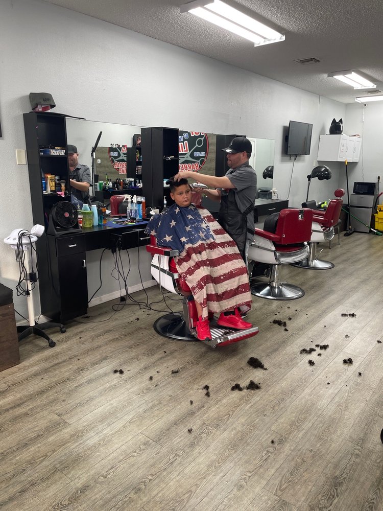 TOP OF THE LINE BARBER SHOP Updated August 2024 2742 Elkcam Blvd