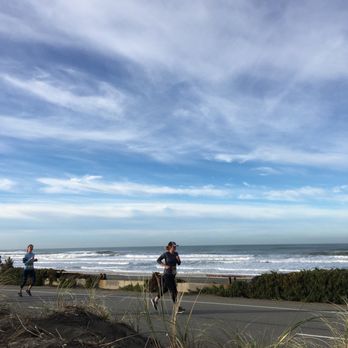 Hot Chocolate 15k/5k - Ocean view while running - Races & Competitions Near Me