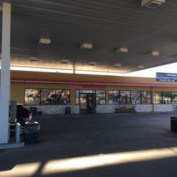 Scotties Exxon - Gas station & convenience store portion