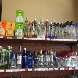 Grove Liquors & Tobacco Outle