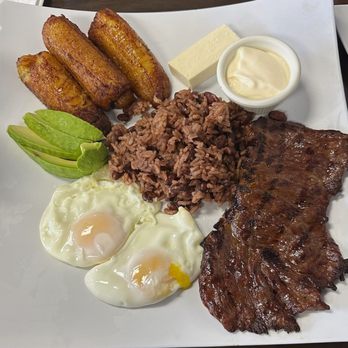 Jaltepeque 3 - JALTEPEQUE BREAKFAST - Latin American Near Me - N Hollywood, California Jaltepeque 3 - JALTEPEQUE BREAKFAST - Latin American Near Me - N Hollywood, California