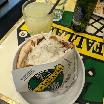 L'As du Fallafel - Shawarma pita - Kosher Near Me - Paris, 75 L'As du Fallafel - Shawarma pita - Kosher Near Me - Paris, 75