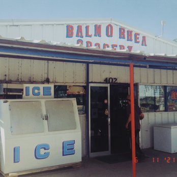 Balmorhea Grocery - Out front - Grocery Near Me - Balmorhea, Texas