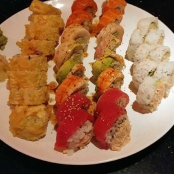Love Sushi lyons - Liks how they bring it all in one big plate. - Sushi Bars Near Me - Newhall, California Love Sushi lyons - Liks how they bring it all in one big plate. - Sushi Bars Near Me - Newhall, California