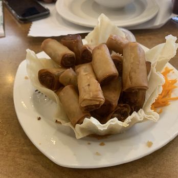 Max's Restaurant - Dillingham - Lumpia - Filipino Near Me - Honolulu, Hawaii