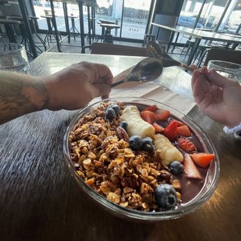 Tout Suite - Cafes Near Me - Houston, Texas