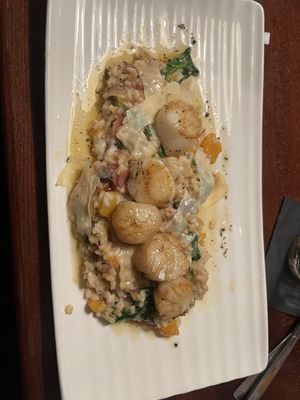 Peppercorn's Grille & Tavern by null