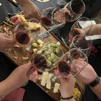 Twisted Barrel Winery - Wine Tasting Room Near Me - Lodi, California