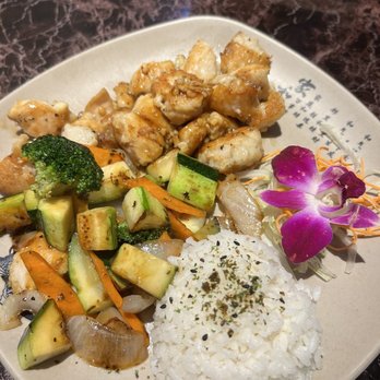 Sakura - Hibachi chicken lunch - Sushi Bars Near Me - Kapolei, Hawaii Sakura - Hibachi chicken lunch - Sushi Bars Near Me - Kapolei, Hawaii