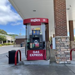 Ingle's - Gas too!