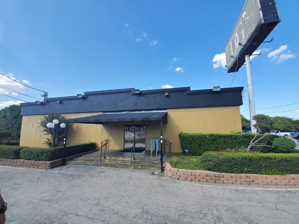 Slide of Aftermath Contractors