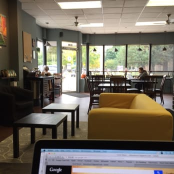 Brew Brew Coffee and Tea - View from the back of the cafe looking out - Coffee & Tea Near Me - Chicago, Illinois Brew Brew Coffee and Tea - View from the back of the cafe looking out - Coffee & Tea Near Me - Chicago, Illinois