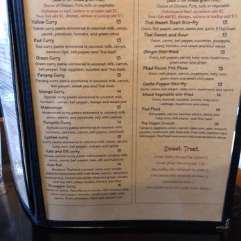 Fav Bistro - Excellent appetizers, soups, salads, Thai faves, curries, stir-fry, desserts, sweets. Beer & wine menu w/decent imports & domestic options. - Desserts Near Me - Holladay, Utah