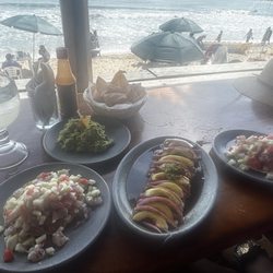 Joe's - Shirmp tostada. Tuna & Guac
