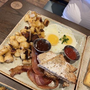 First Watch - The Traditional with Sunny Side Eggs - Breakfast & Brunch Near Me - Jacksonville, Florida
