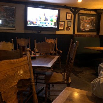 Rose & Thistle - Lounge area. - Pubs Near Me - Portland, Oregon Rose & Thistle - Lounge area. - Pubs Near Me - Portland, Oregon