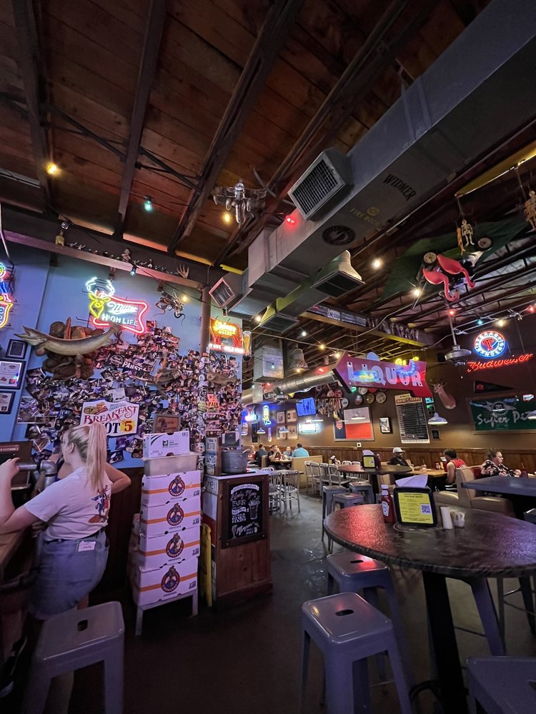 Rooster's Roadhouse