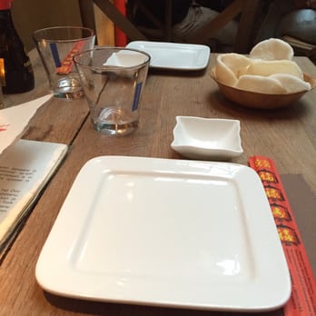 Zaowang - Complimentary Prawn chips! - Sushi Bars Near Me - Antwerp, VAN