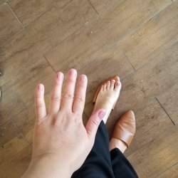 Summer Breeze Nail Spa - Pretty