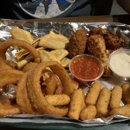 Small appetizer sampler. It was very generous & filling!! Small appetizer sampler. It was very generous & filling!!