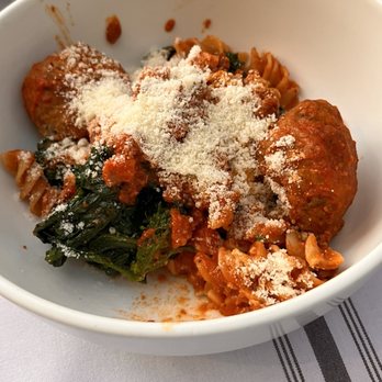 Da Pepo - Spaghettoni with short ribs ragu and meatballs! And broccoli rabe - Italian Near Me - Montclair, New Jersey