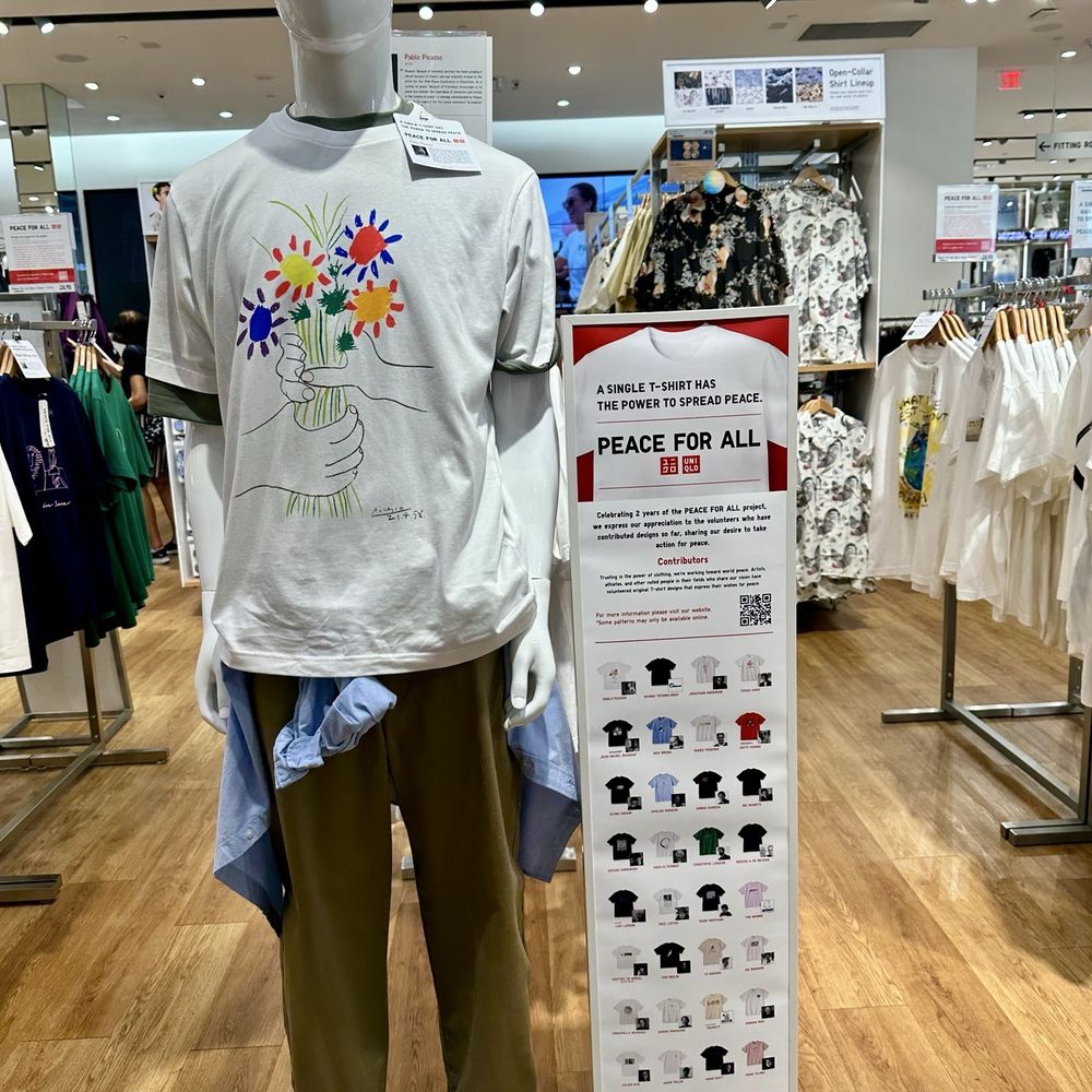 Uniqlo - Peace for All - Men's Clothing Near Me - Honolulu, Hawaii Uniqlo - Peace for All - Men's Clothing Near Me - Honolulu, Hawaii