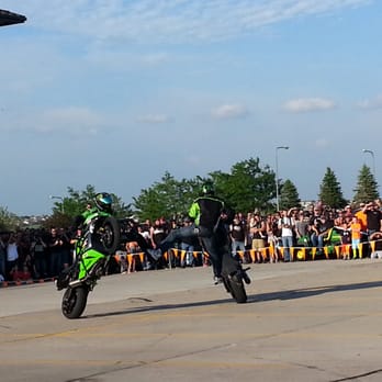Dillon Brothers Harley-Davidson - Stunt riders are cool! - Motorcycle Dealers Near Me - Omaha, Nebraska Dillon Brothers Harley-Davidson - Stunt riders are cool! - Motorcycle Dealers Near Me - Omaha, Nebraska