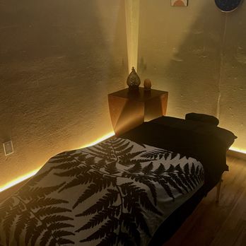 Ho'ola Massage Academy - Massage Schools Near Me - Hilo, Hawaii Ho'ola Massage Academy - Massage Schools Near Me - Hilo, Hawaii