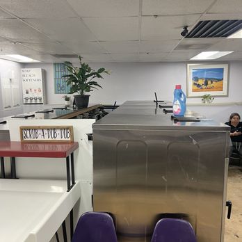 Epic Laundromat - Laundry mat is so clean - Laundromat Near Me - Denver, Colorado