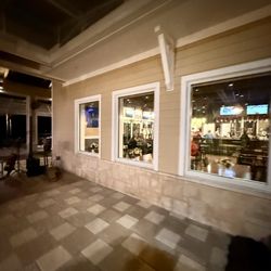 Outriggers Tiki Bar & Grille