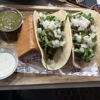 La Vie Mex - Mexican Near Me - Bronx, New York