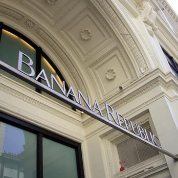 banana republic sf hours