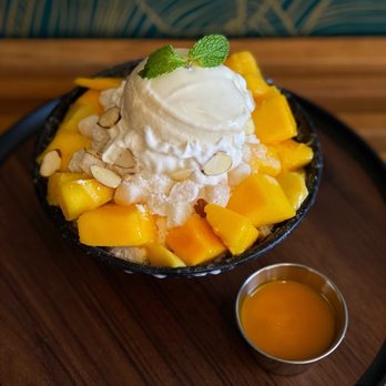 Bru Tea Cafe - Mango Coconut Bingsoo: mangoes were ripe and I think the shaved ice had a coconut milk flavor to it - Bubble Tea Near Me - Elk Grove, California Bru Tea Cafe - Mango Coconut Bingsoo: mangoes were ripe and I think the shaved ice had a coconut milk flavor to it - Bubble Tea Near Me - Elk Grove, California