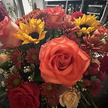 Las Flores De La Carreta - Florists Near Me - Miami, Florida Las Flores De La Carreta - Florists Near Me - Miami, Florida