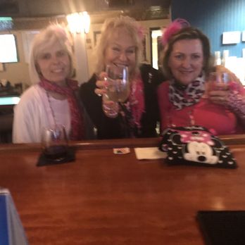 Buck Murphy's Bar - House wine very good and cheap $4.49 - Sports Bars Near Me - Odenton, Maryland