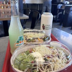 Cilantro Taqueria - Build your own bowls