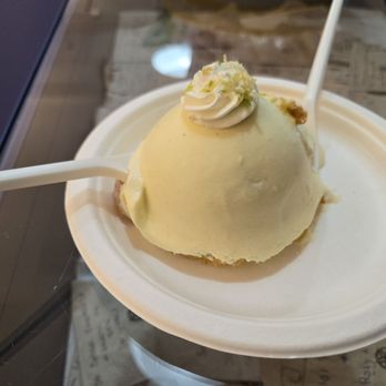 Sal de Riso - Famous lemon cake, best on Amalfi coast! - Ice Cream & Frozen Yogurt Near Me - Minori, SA