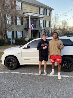 SUV/Large Vehicles - We service all vehicles including, Pickup trucks, 8 Passenger vehicles, and SUVs. SUV/Large Vehicles - We service all vehicles including, Pickup trucks, 8 Passenger vehicles, and SUVs.