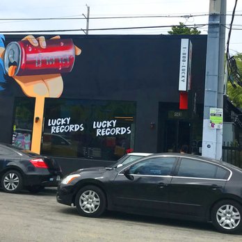 1-800-Lucky - The outside view... entrance on the right - Asian Fusion Near Me - Miami, Florida