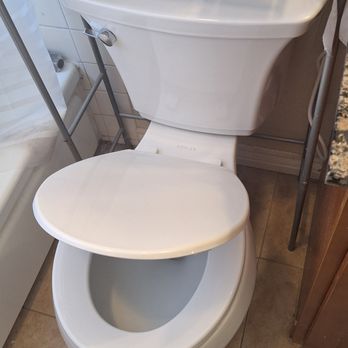 Plumbing Geek - New Kohler White Round Chair Height. - Plumbing Near Me - Concord, California Plumbing Geek - New Kohler White Round Chair Height. - Plumbing Near Me - Concord, California