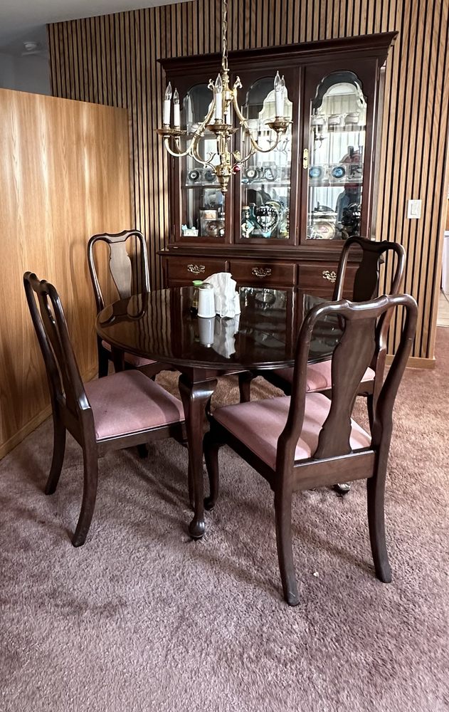 Loza Upholstery & Furniture Restoration - upholstery in Menlo Park, CA