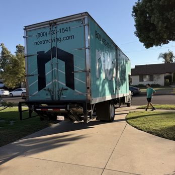Next Moving Company - After a job well done the guys leaving out place. Great job fellas - Movers Near Me - Pasadena, California