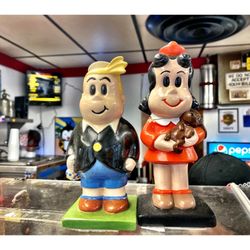 Lulu's Hot Dogs - Lulu & Boyfriend @ LULU's HOT DOGS.(Ogden Ave/Taylor St)Chicago Old School Hot Dogs Beef Burgers Gyros Salads Chicken Tamales etc. Cool!